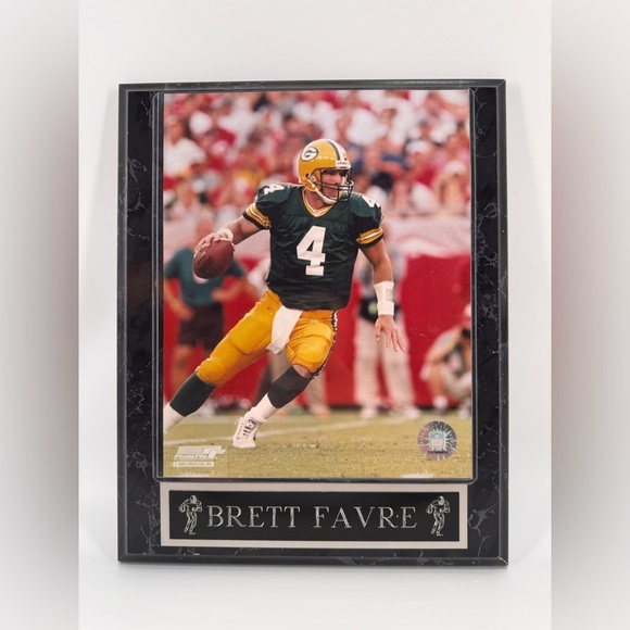 FRAMED OFFICIAL LICENSED PRODUCT NFL FOOTBALL. PHOTO FILE Brett Favre. 2001 - Picture 2 of 6